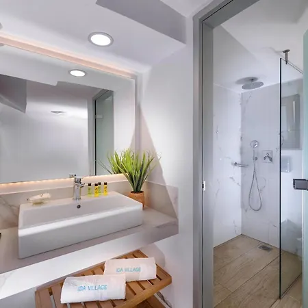 Ida Village Aparthotel 3*