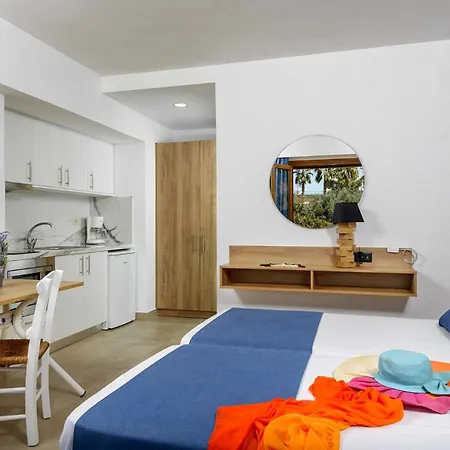 Ida Village 3*