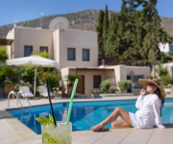 Ida Village Aparthotel 4*