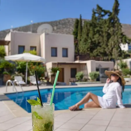 Ida Village Lägenhetshotell 4*