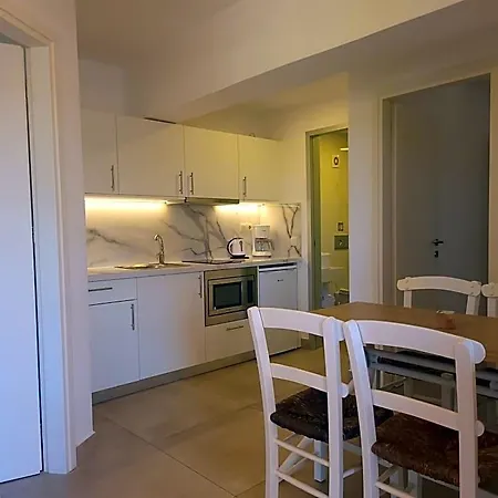 Apartmanhotel Ida Village 4*