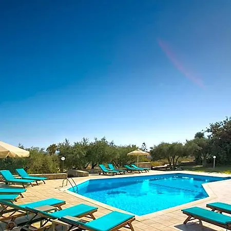 Ida Village 4*