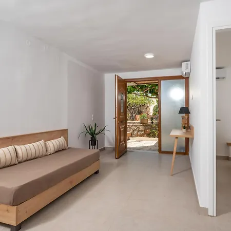 Ida Village Aparthotel Hersonissos (Crete)