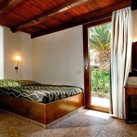 Ida Village Apartahotel