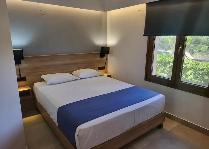 Апарт-отель Ida Village 4*